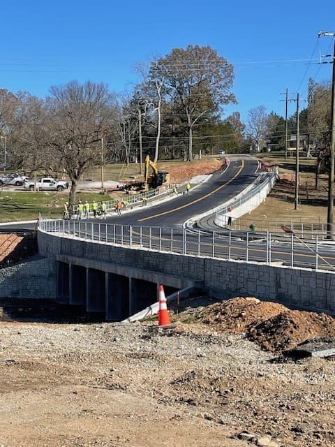 Cv Pic West Plains Bridge and Grading